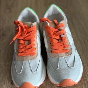 Steve Madden tennis shoes